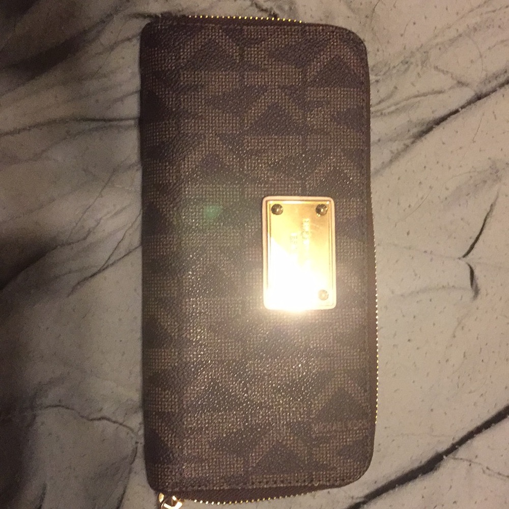 Large Michael Kors wallet
